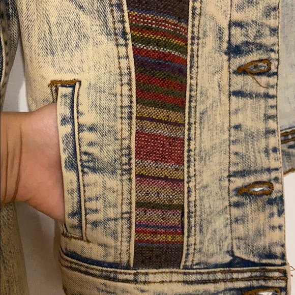 Retro acid wash Jean jacket - Picture 3 of 7